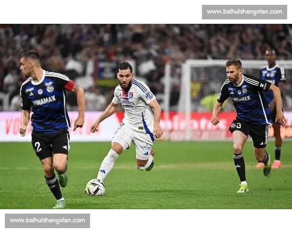 队报：热刺 2600 万镑追逐法甲神射手卡利穆恩多，雷恩谈判在即