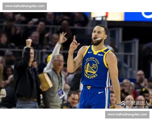 西决 G3 火箭 41 分溃败：哈登保罗哑火 + 19 失误 库里三节轰 35 分创纪录