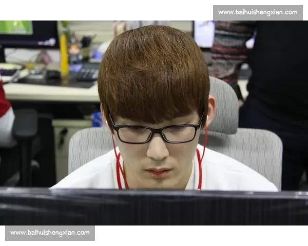 从草根到巨星，FIFA电竞选手养成记，太励志了！