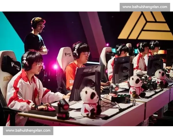 电竞赛事直播回放：精彩瞬间，看得过瘾！