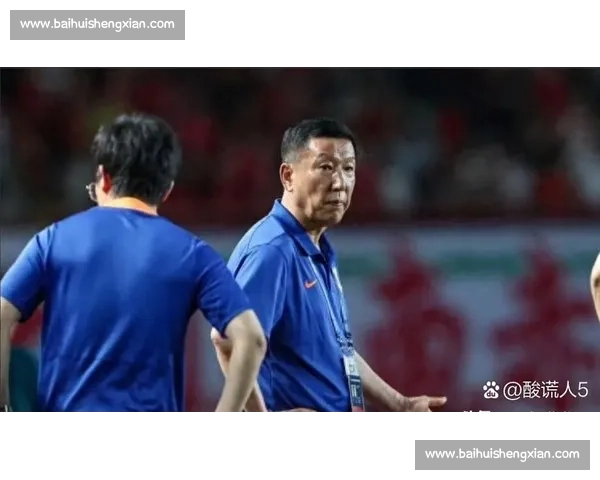 球迷怒斥！教练的这个决定，真的太让人心寒了！